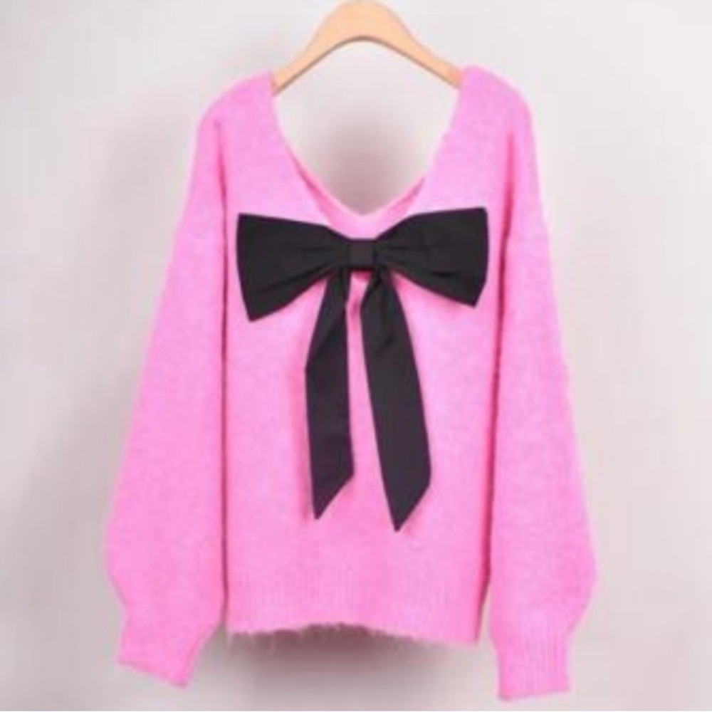 BOHO OVERSIZED BOW BACK FROM PARIS FRANCE SWEATER